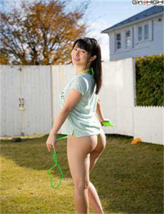 《久久女婷五月综合色啪小说》